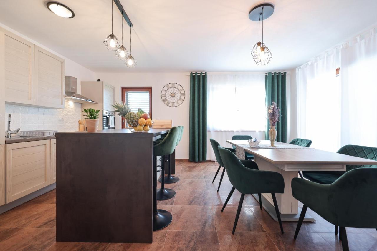 Apartment Blue Anchor Zara Esterno foto